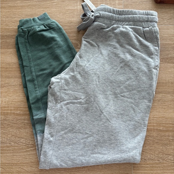 Barefoot Dreams Gray and Green Joggers - Picture 5 of 5